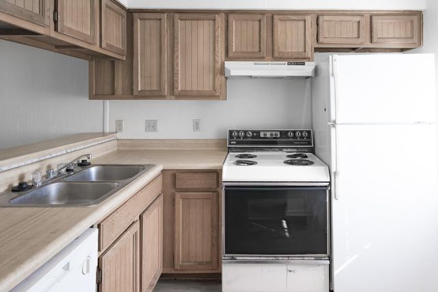 421 W San Antonio ST E-4, San Marcos, TX 78666