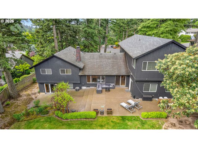785 Marylhurst Dr, West Linn, OR 97068