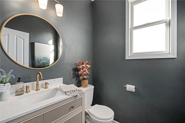 25189 W 150th Terrace, Olathe, KS 66061