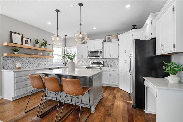 25189 W 150th Terrace, Olathe, KS 66061