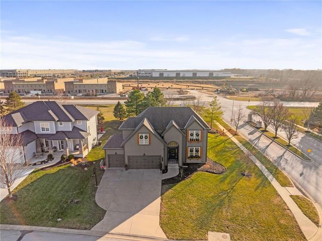 25189 W 150th Terrace, Olathe, KS 66061