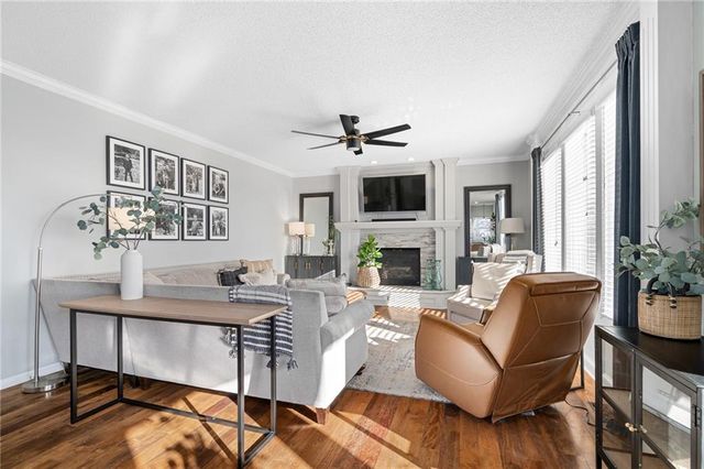 25189 W 150th Terrace, Olathe, KS 66061