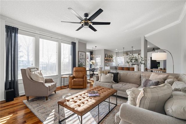 25189 W 150th Terrace, Olathe, KS 66061