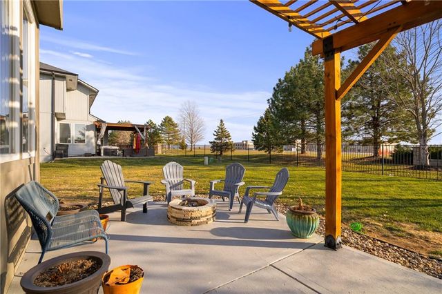 25189 W 150th Terrace, Olathe, KS 66061