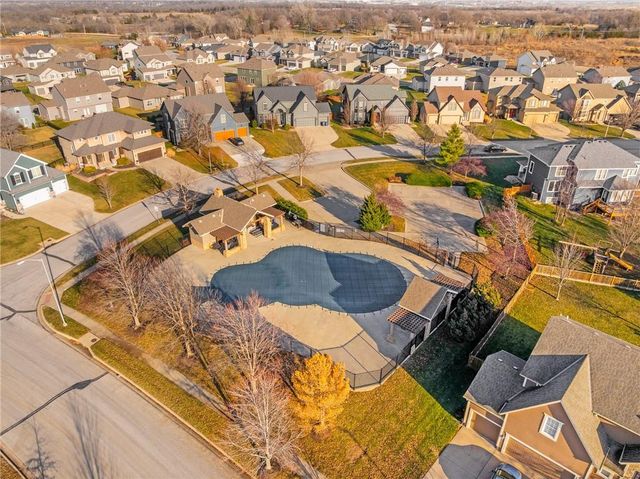 25189 W 150th Terrace, Olathe, KS 66061