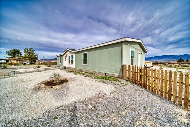 1380 Lanette Circle, Pahrump, NV 89060