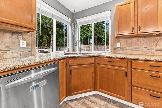 301 135th Place SE, Rainier, WA 98576
