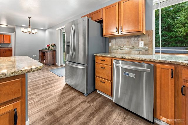 301 135th Place SE, Rainier, WA 98576