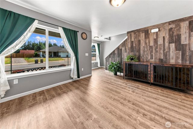 301 135th Place SE, Rainier, WA 98576
