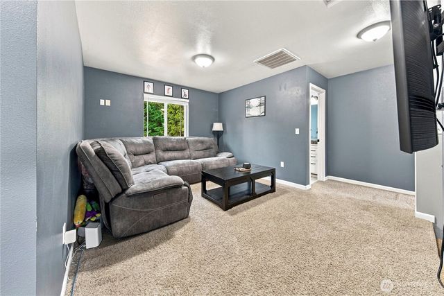 301 135th Place SE, Rainier, WA 98576