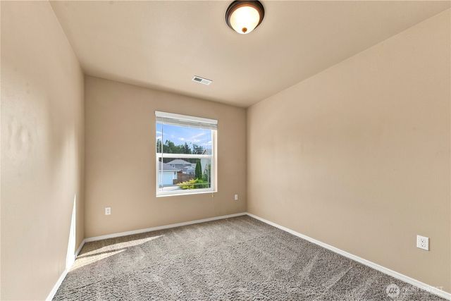 301 135th Place SE, Rainier, WA 98576