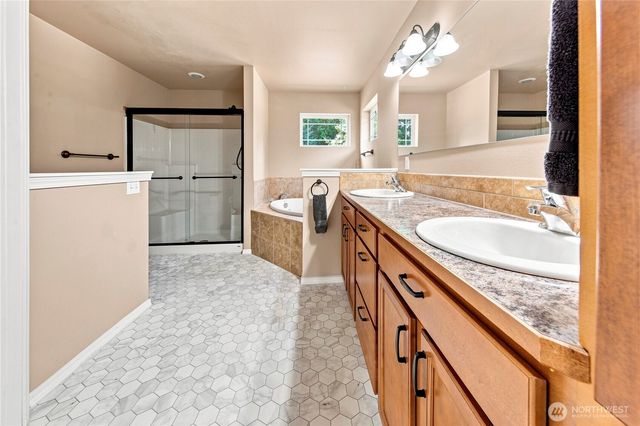 301 135th Place SE, Rainier, WA 98576