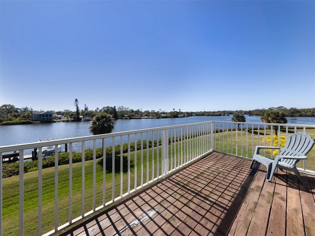 853 HILLCREST DRIVE, Nokomis, FL 34275