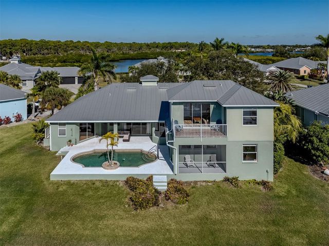 853 HILLCREST DRIVE, Nokomis, FL 34275