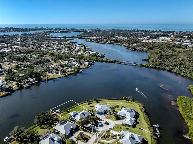 853 HILLCREST DRIVE, Nokomis, FL 34275