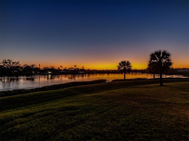 853 HILLCREST DRIVE, Nokomis, FL 34275