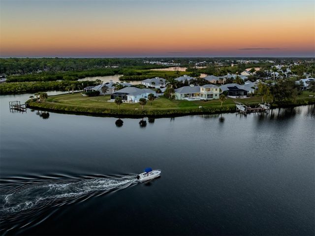 853 HILLCREST DRIVE, Nokomis, FL 34275