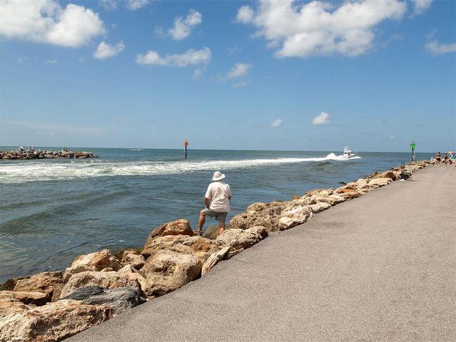 853 HILLCREST DRIVE, Nokomis, FL 34275