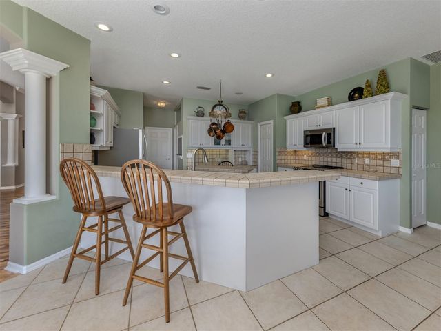853 HILLCREST DRIVE, Nokomis, FL 34275
