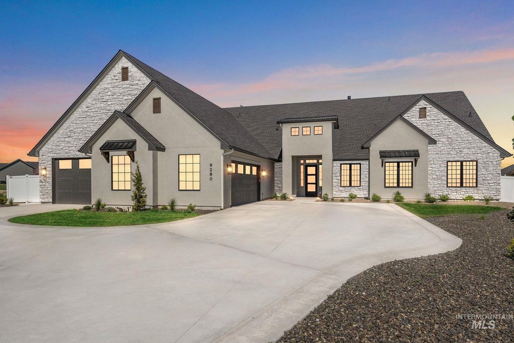 9280 Pursuit Ct, Middleton, ID 83644