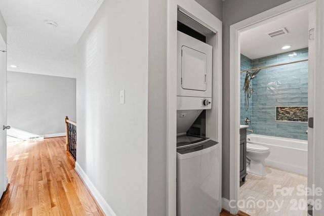 1717 Woodvalley Drive, Charlotte, NC 28216