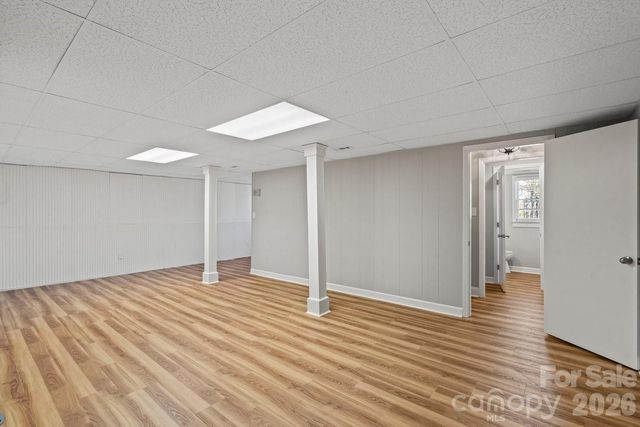 1717 Woodvalley Drive, Charlotte, NC 28216