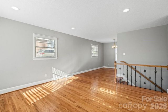 1717 Woodvalley Drive, Charlotte, NC 28216