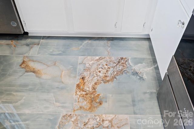 1717 Woodvalley Drive, Charlotte, NC 28216