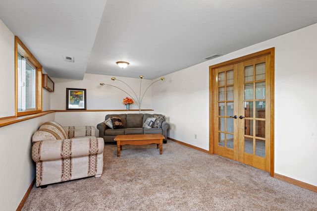 100 Marvin Elwood Road, Monticello, MN 55362
