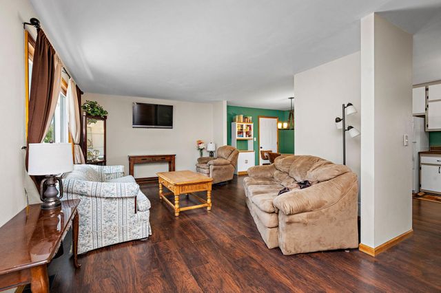 100 Marvin Elwood Road, Monticello, MN 55362