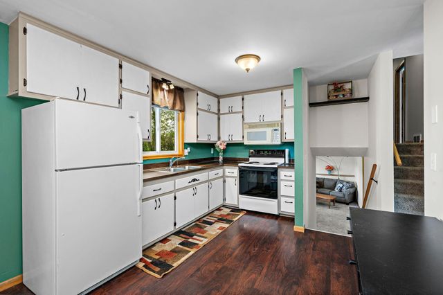 100 Marvin Elwood Road, Monticello, MN 55362