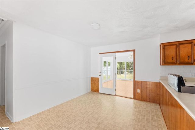 160 McArthur Street, Spartanburg, SC 29307