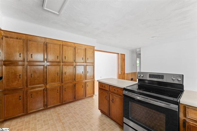 160 McArthur Street, Spartanburg, SC 29307