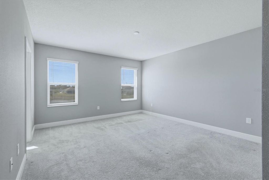 Image 30 of property listing at 10429 CROOKED CREEK COURT, Parrish, FL 34219