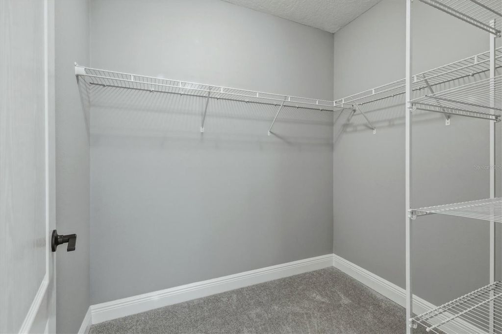 Image 34 of property listing at 10429 CROOKED CREEK COURT, Parrish, FL 34219