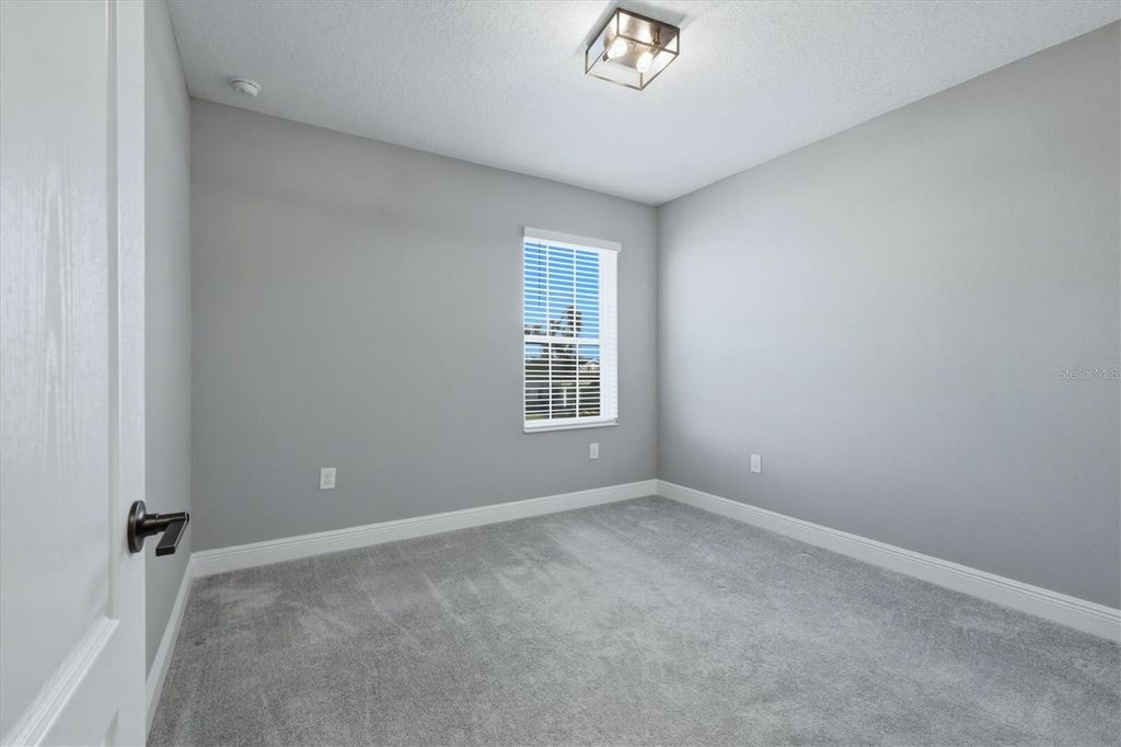Image 36 of property listing at 10429 CROOKED CREEK COURT, Parrish, FL 34219