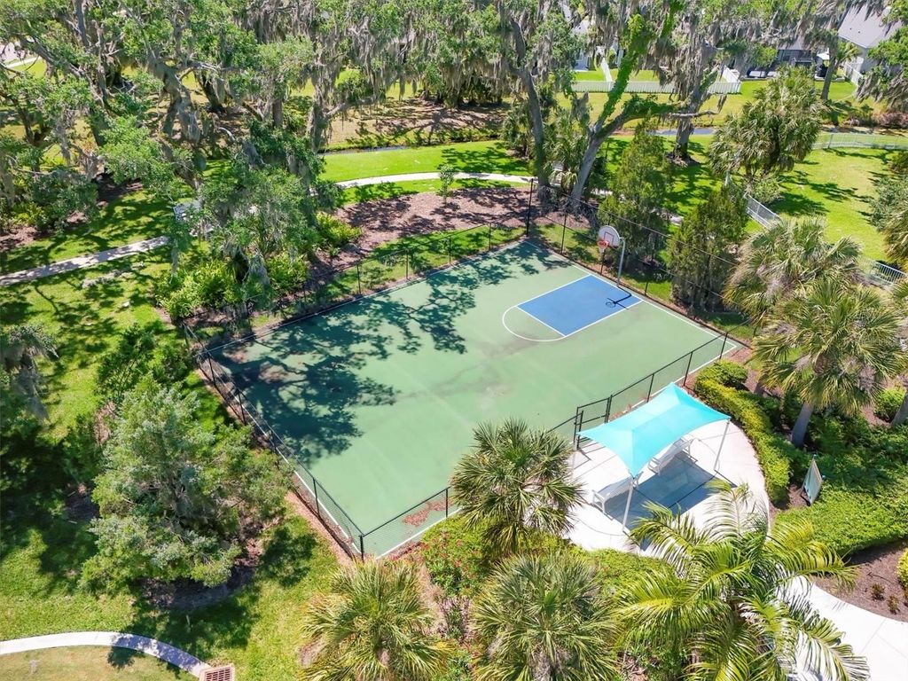 Image 63 of property listing at 10429 CROOKED CREEK COURT, Parrish, FL 34219