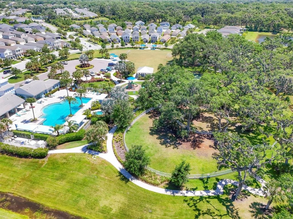 Image 64 of property listing at 10429 CROOKED CREEK COURT, Parrish, FL 34219