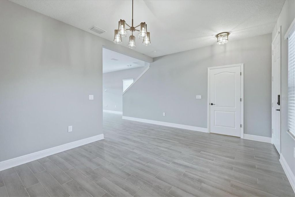Image 9 of property listing at 10429 CROOKED CREEK COURT, Parrish, FL 34219