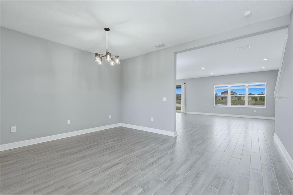 Image 10 of property listing at 10429 CROOKED CREEK COURT, Parrish, FL 34219