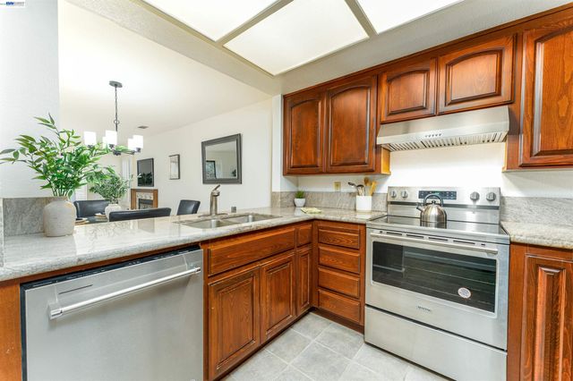 34607 Pueblo Ter, Fremont, CA 94555