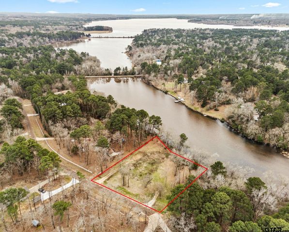 343 Laura Ln, Bullard, TX 75757