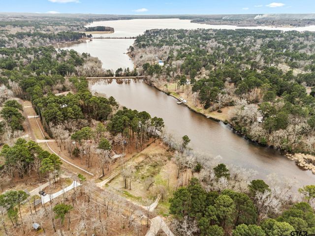 343 Laura Ln, Bullard, TX 75757