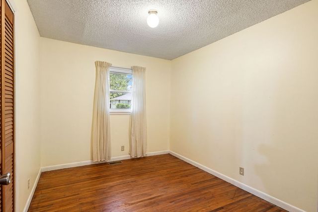 1465 Old Farmington Rd, Lewisburg, TN 37091