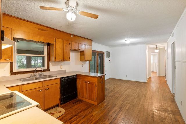 1465 Old Farmington Rd, Lewisburg, TN 37091