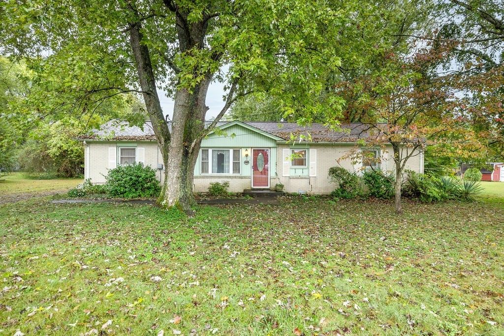 1465 Old Farmington Rd, Lewisburg, TN 37091