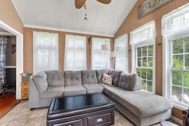 1236 Woonsocket Hill Road, North Smithfield, RI 02896