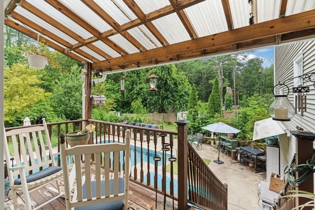 1236 Woonsocket Hill Road, North Smithfield, RI 02896