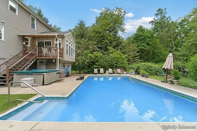 1236 Woonsocket Hill Road, North Smithfield, RI 02896