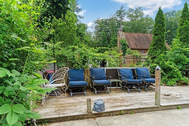 1236 Woonsocket Hill Road, North Smithfield, RI 02896